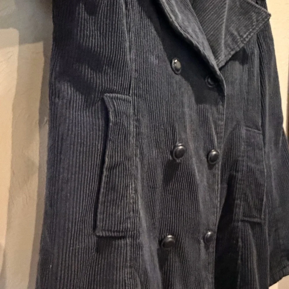 Y2K Women's Navy Corduroy coat vintage
90s - Picture 4 of 15